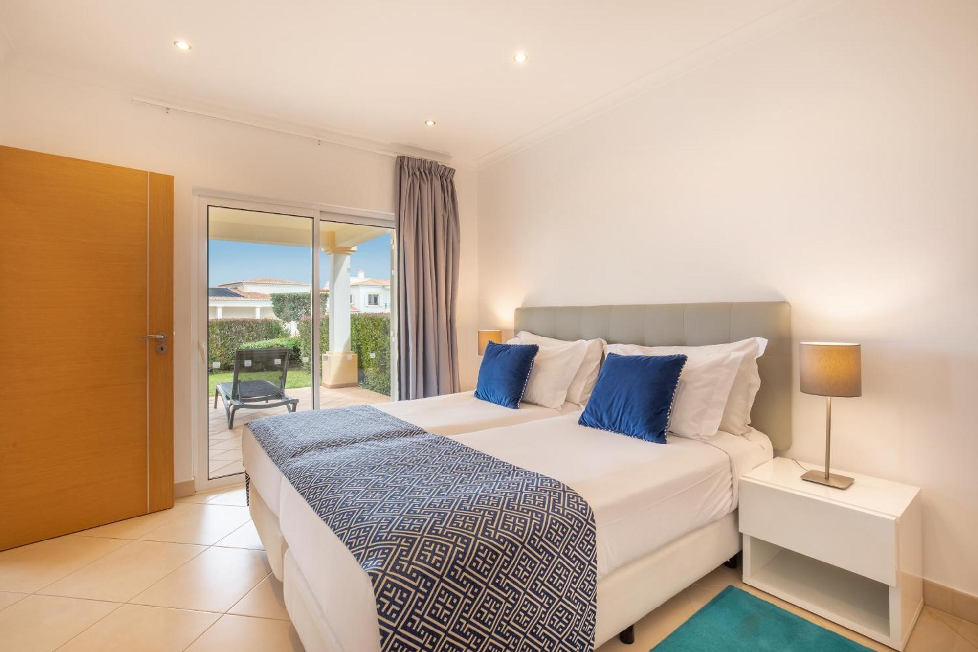 Nau Salema Beach Village Luaran gambar